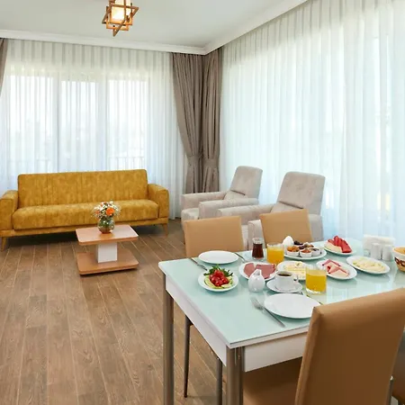 Hattusa Vacation Business Thermal 호텔 Saray (Marmara)